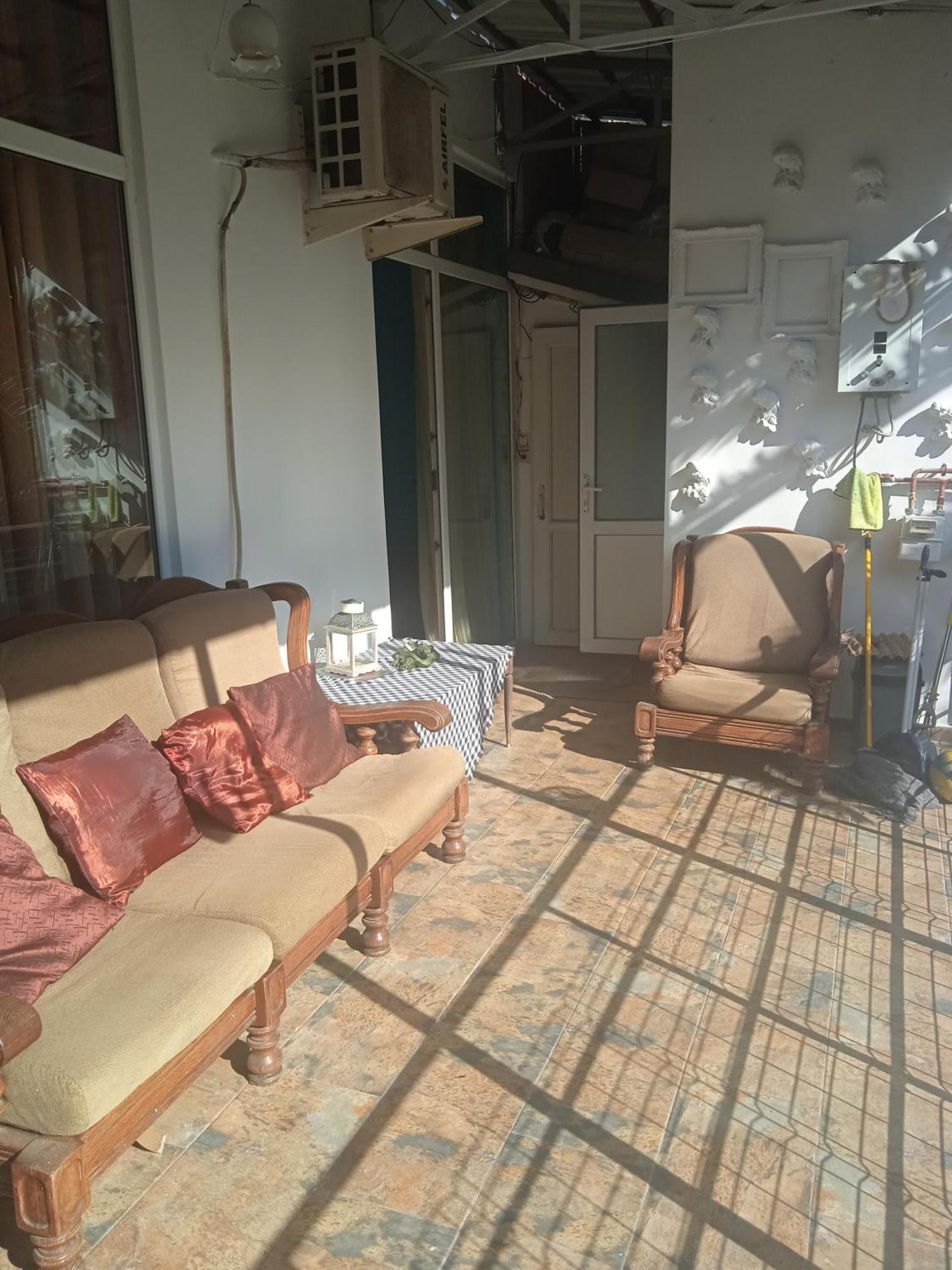 Apartment Maisi Μπατούμι Εξωτερικό φωτογραφία