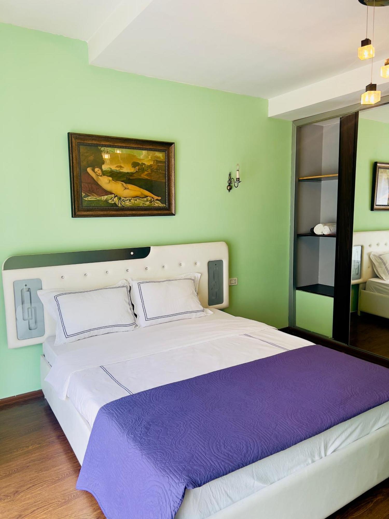 Apartment Maisi Μπατούμι Εξωτερικό φωτογραφία
