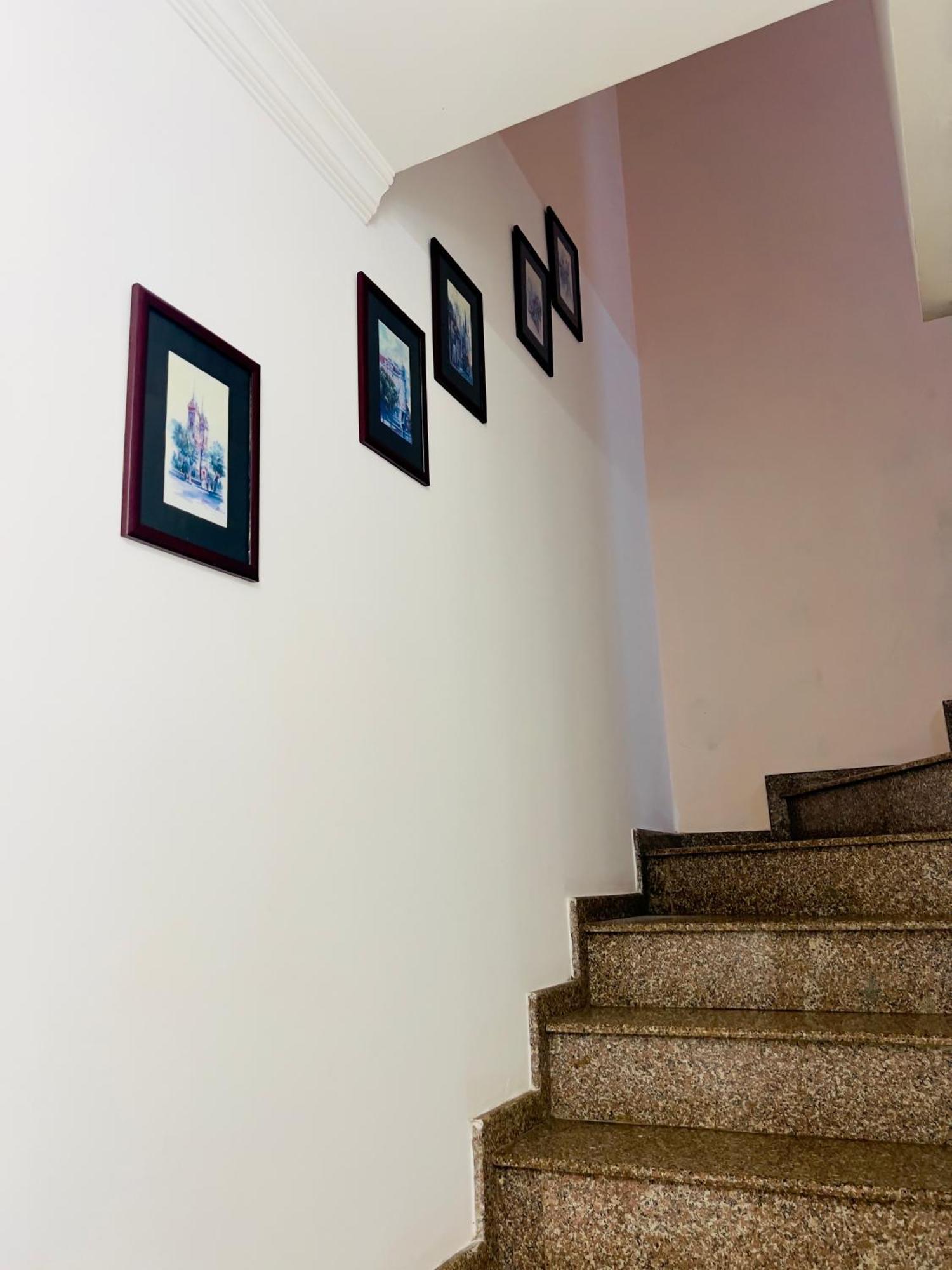 Apartment Maisi Μπατούμι Εξωτερικό φωτογραφία