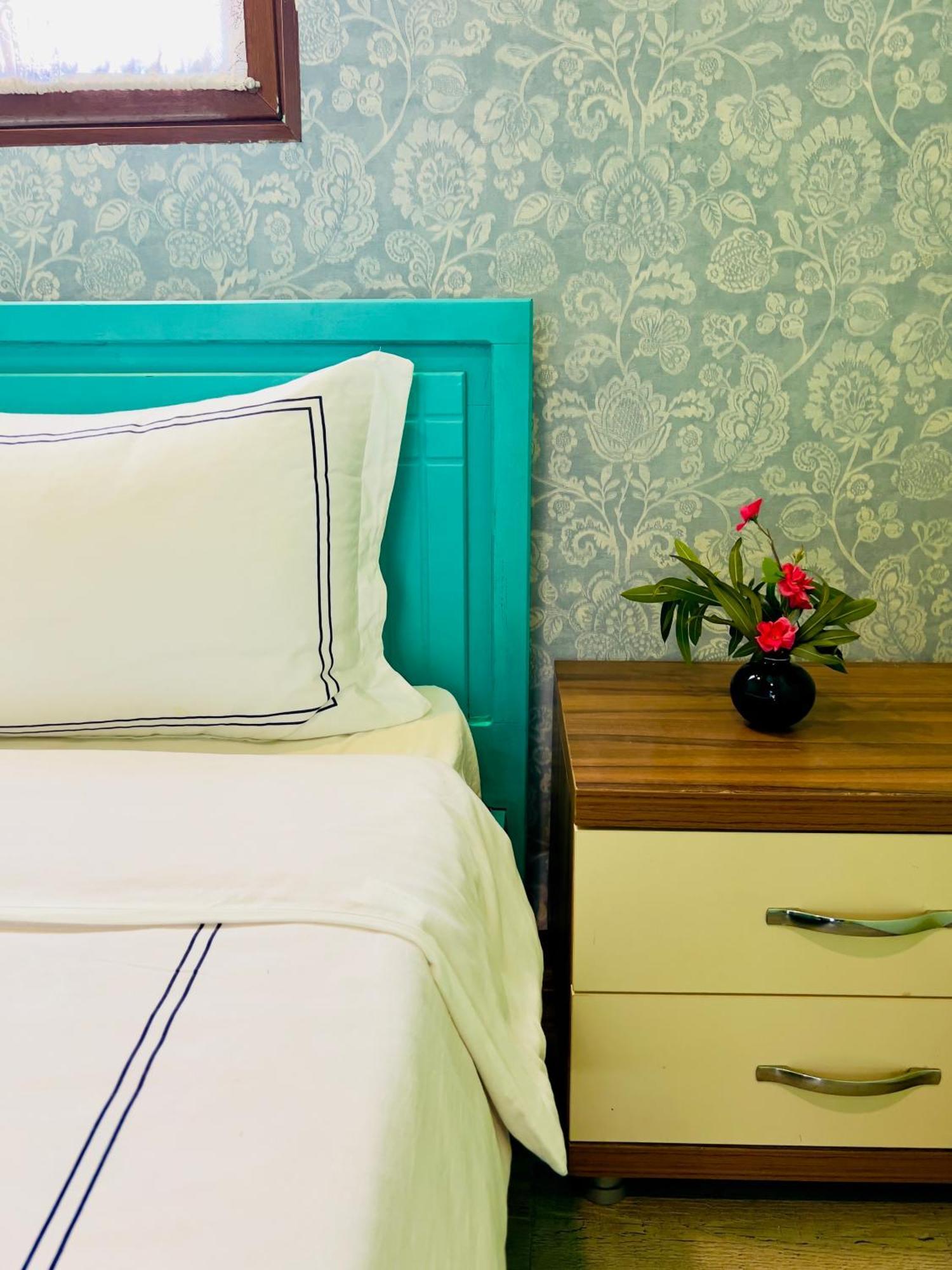 Apartment Maisi Μπατούμι Εξωτερικό φωτογραφία
